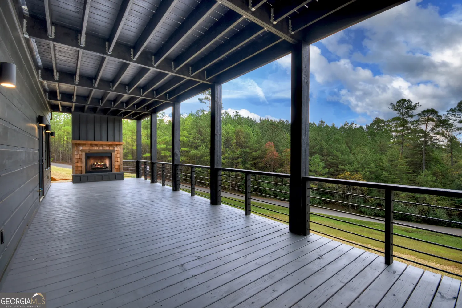 123 Ridgeline Drive