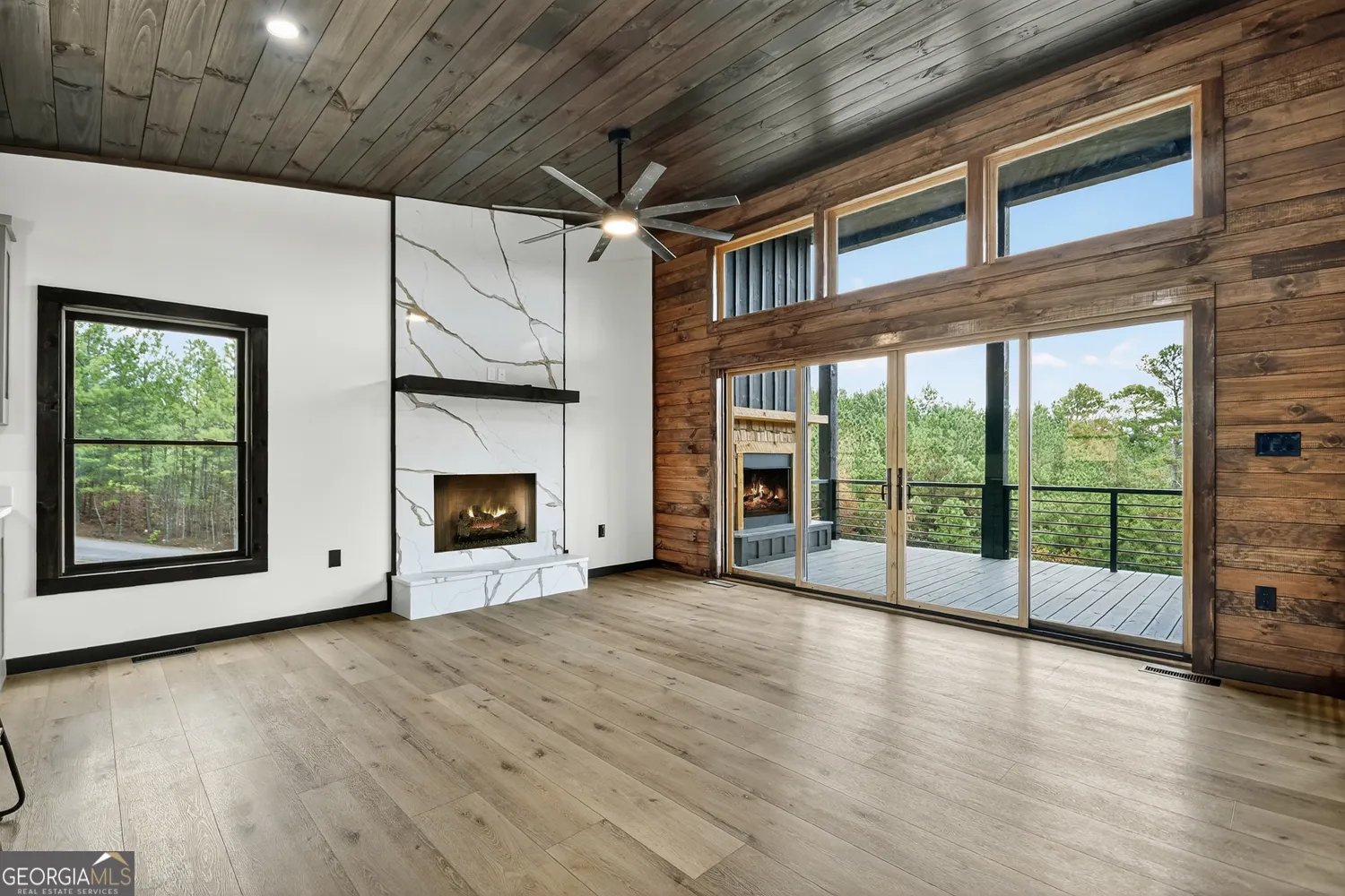 123 Ridgeline Drive