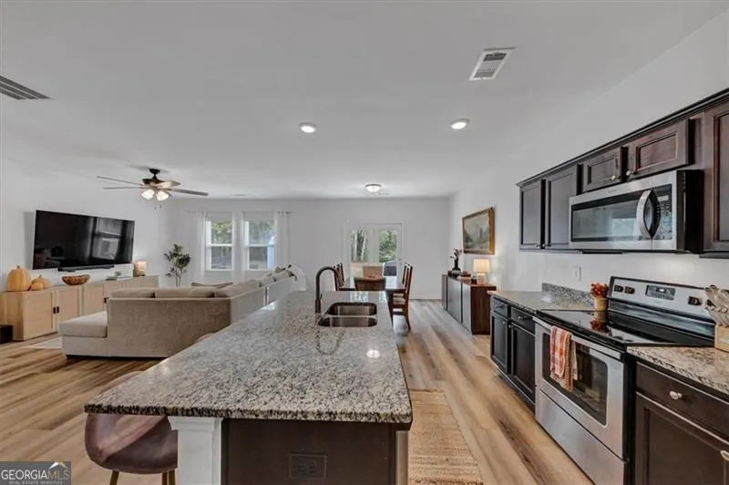 44 SEATTLE SLEW Way