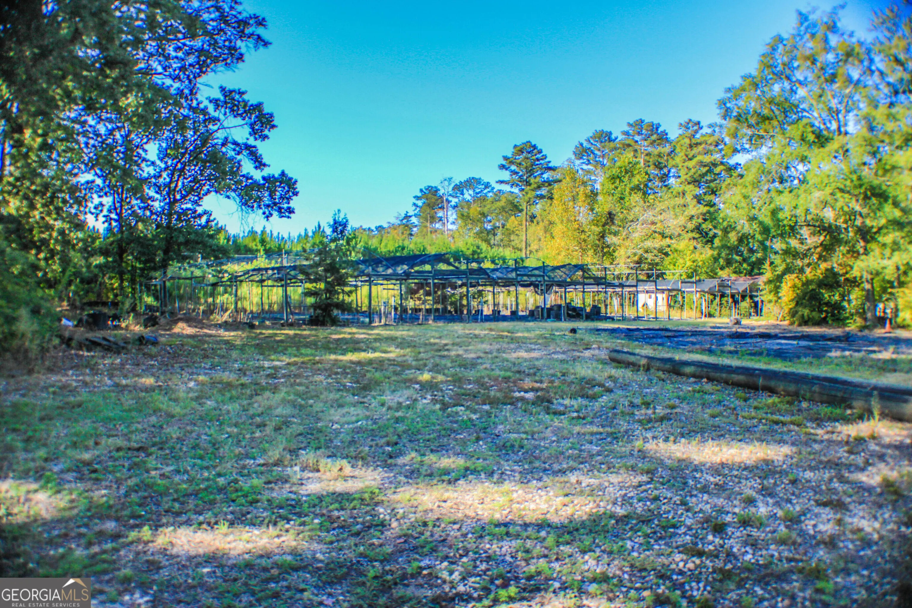 5907 Covington Highway