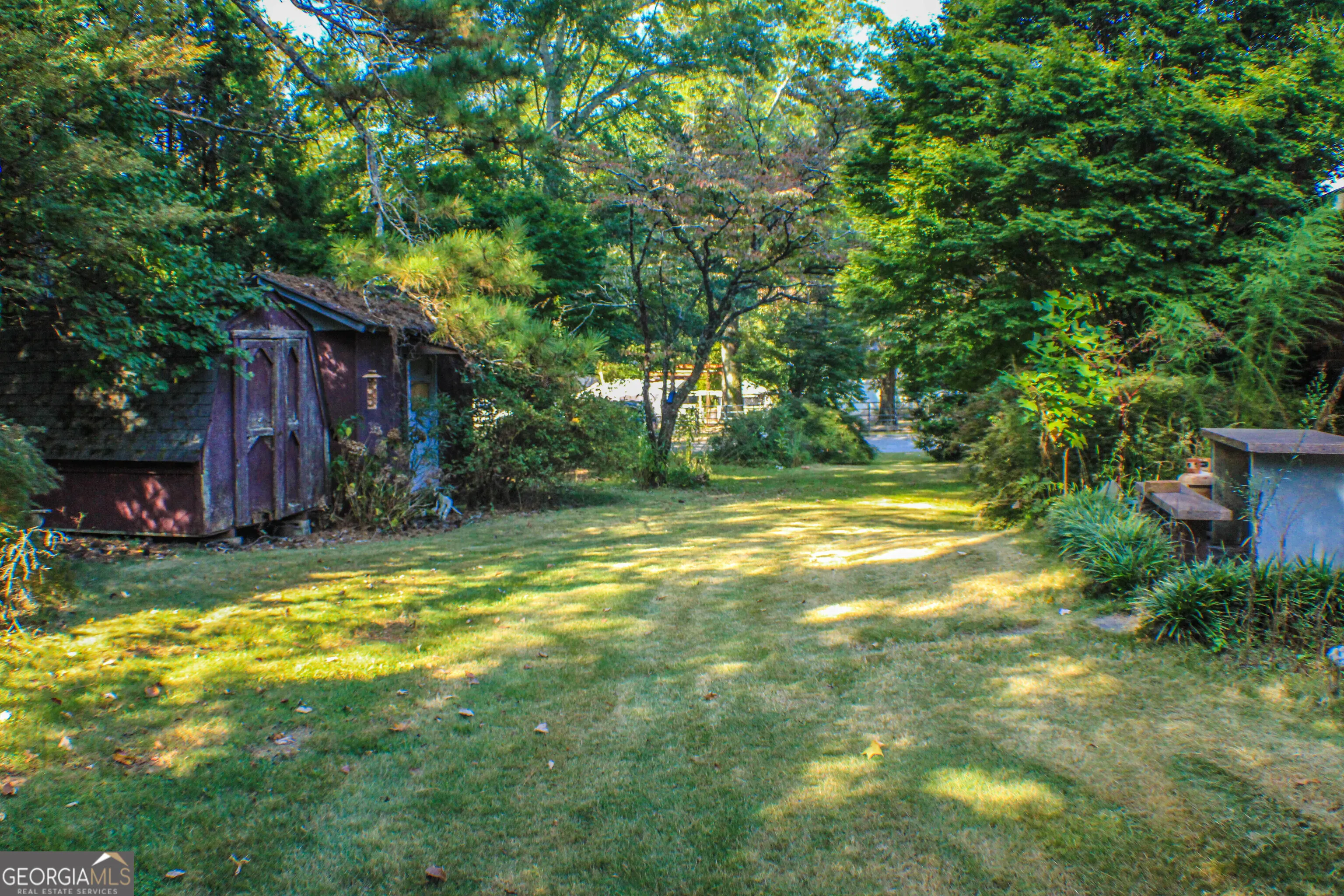 5907 Covington Highway