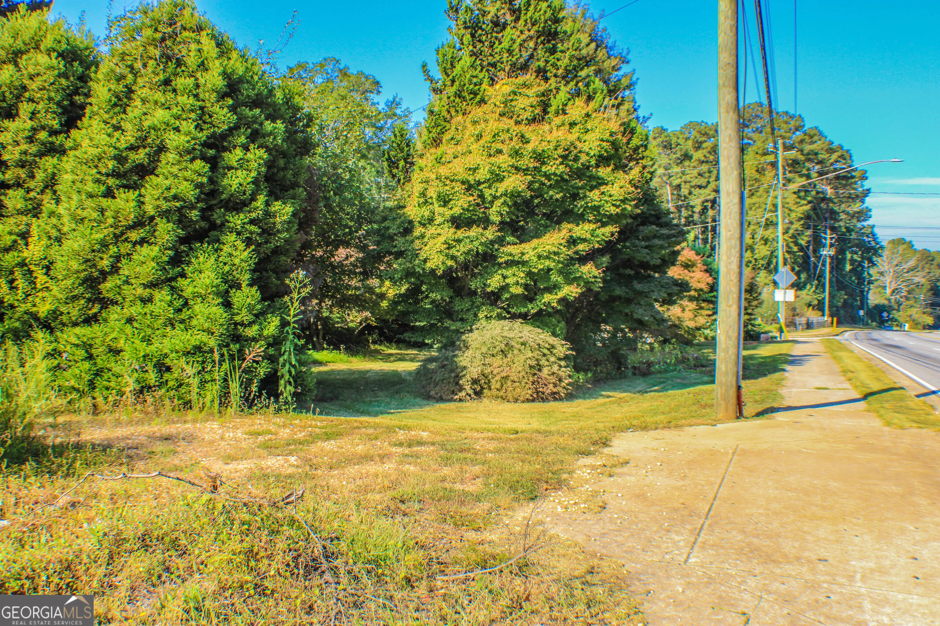 5907 Covington Highway