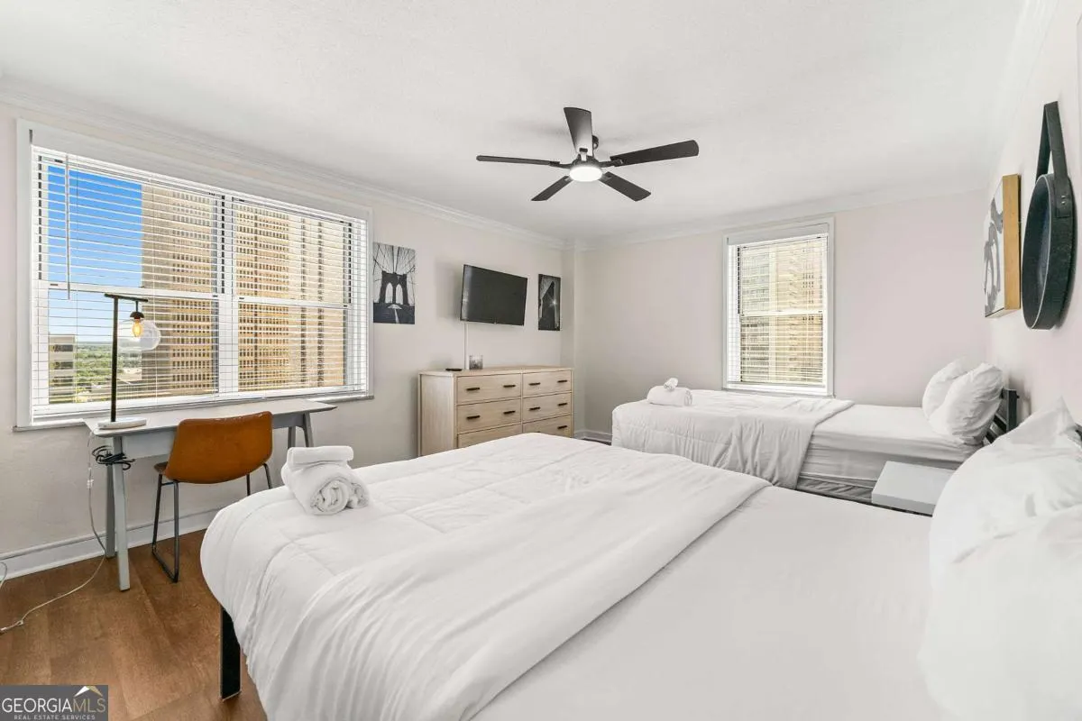 11J 300 Peachtree Street NE, #11J