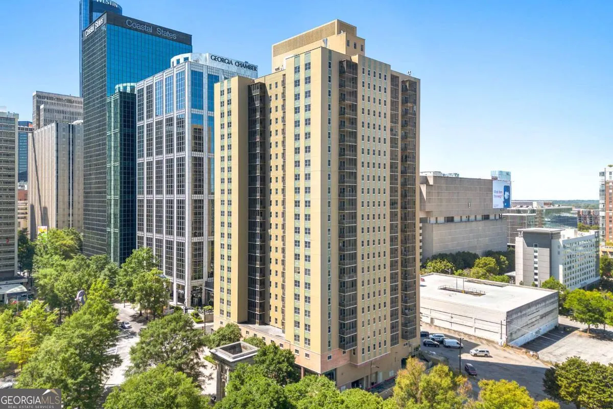 11J 300 Peachtree Street NE, #11J