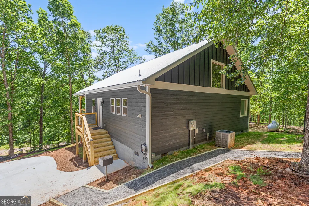 139 Maple Ridge Drive