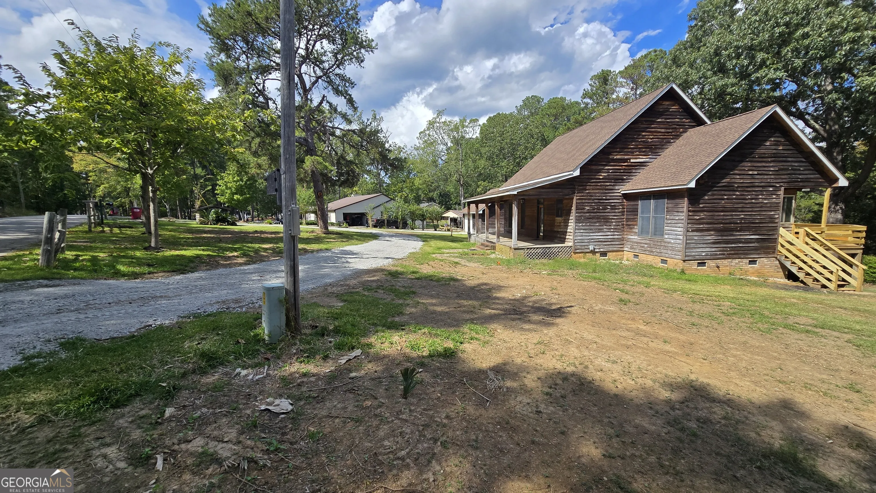 1179 Lakeside Drive