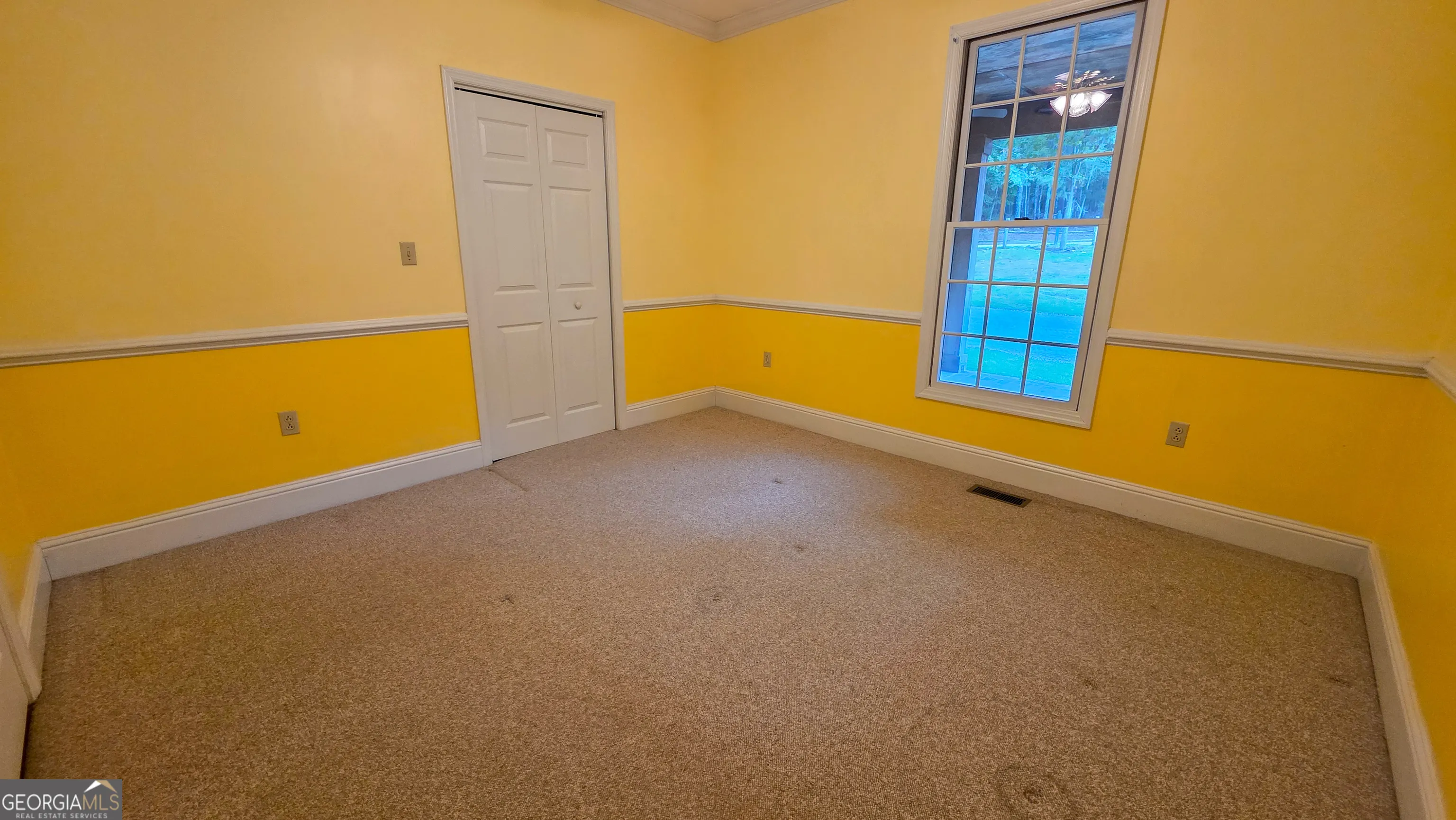 1179 Lakeside Drive