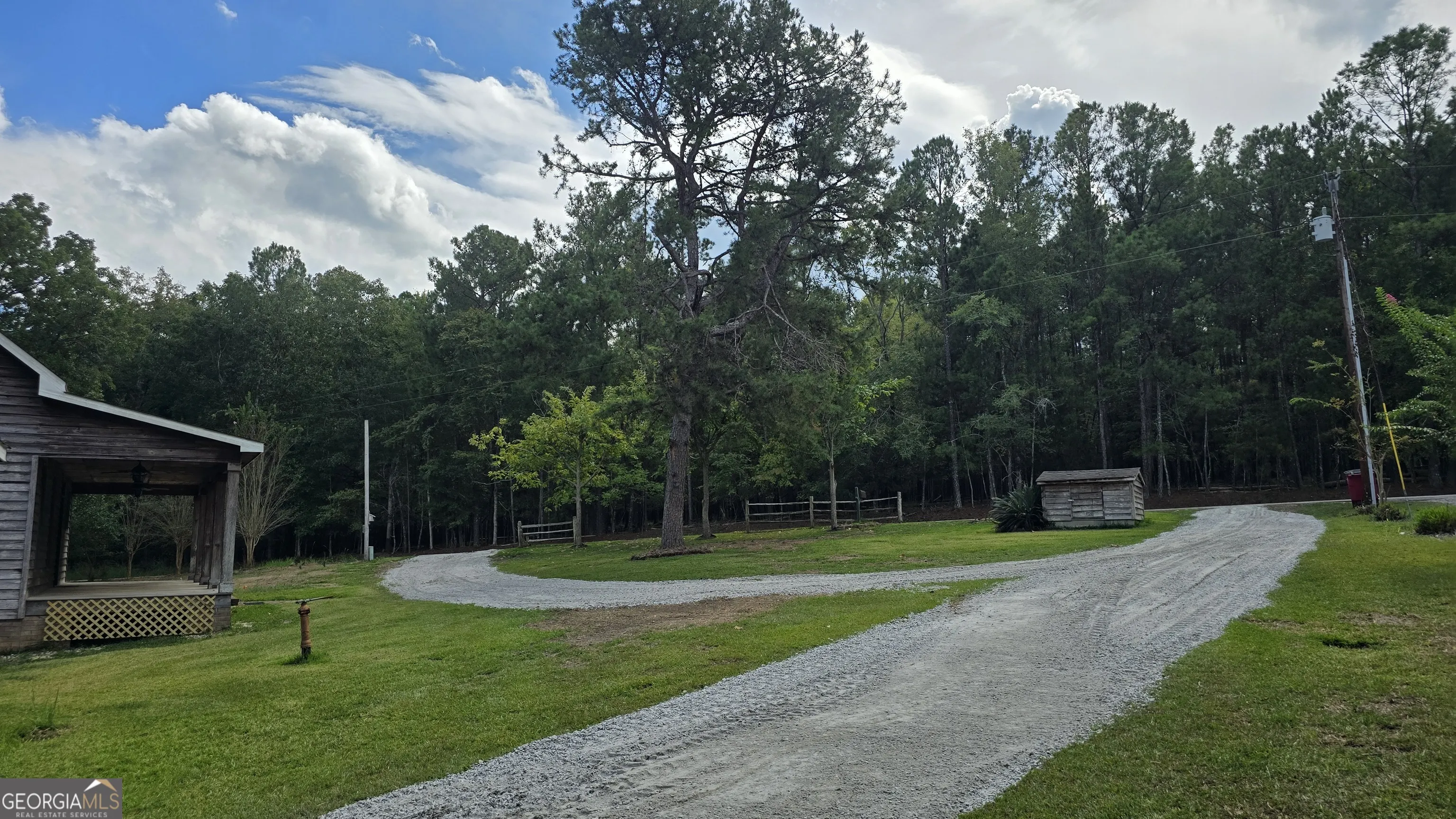 1179 Lakeside Drive