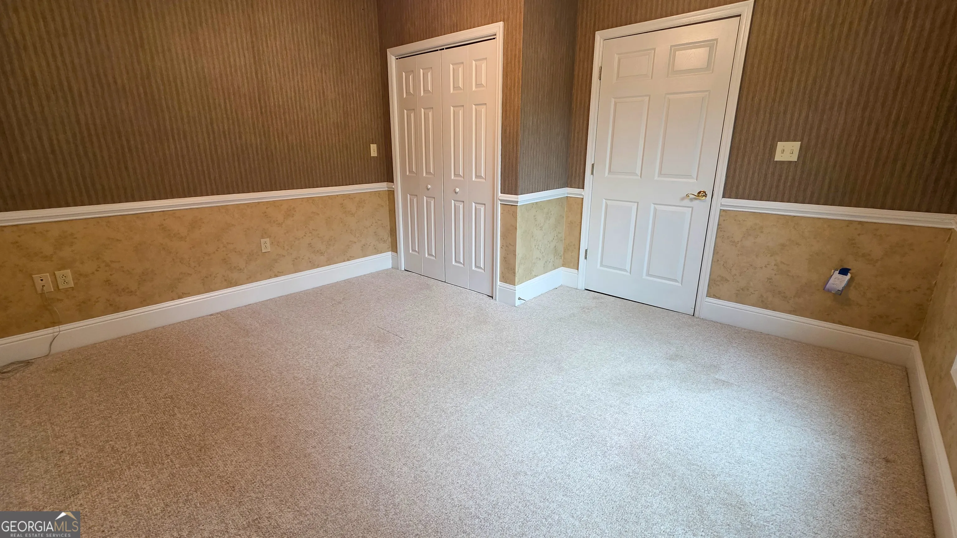 1179 Lakeside Drive