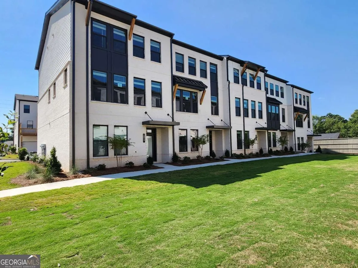408 Nix Lane