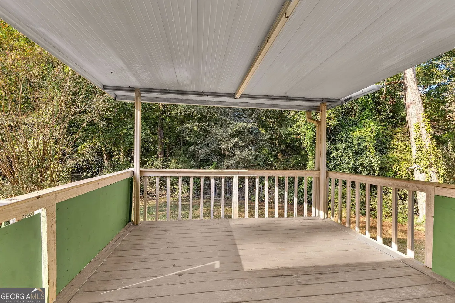 565 Lacebark Drive