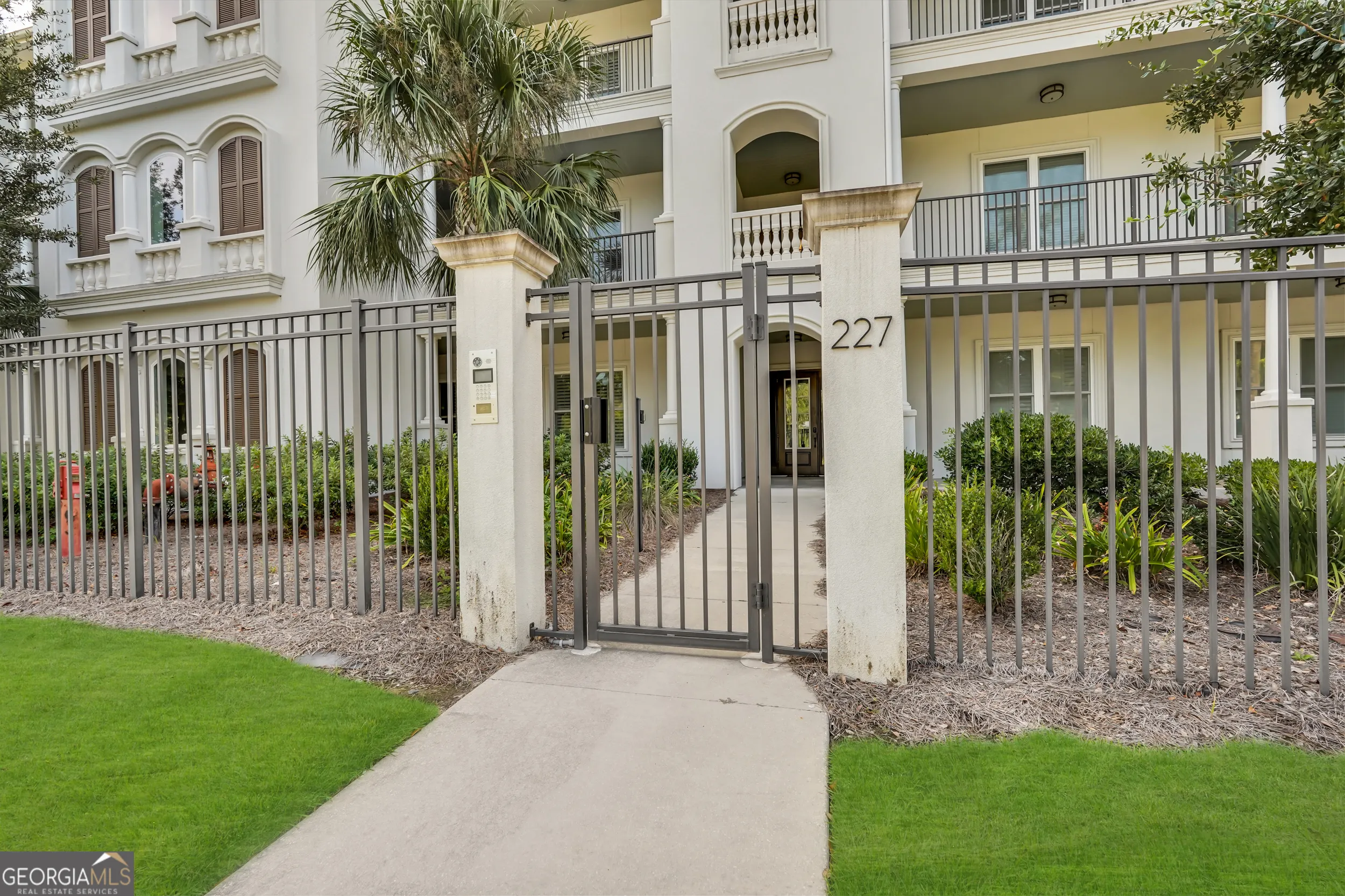 G 227 Fort King George Drive, #227-G