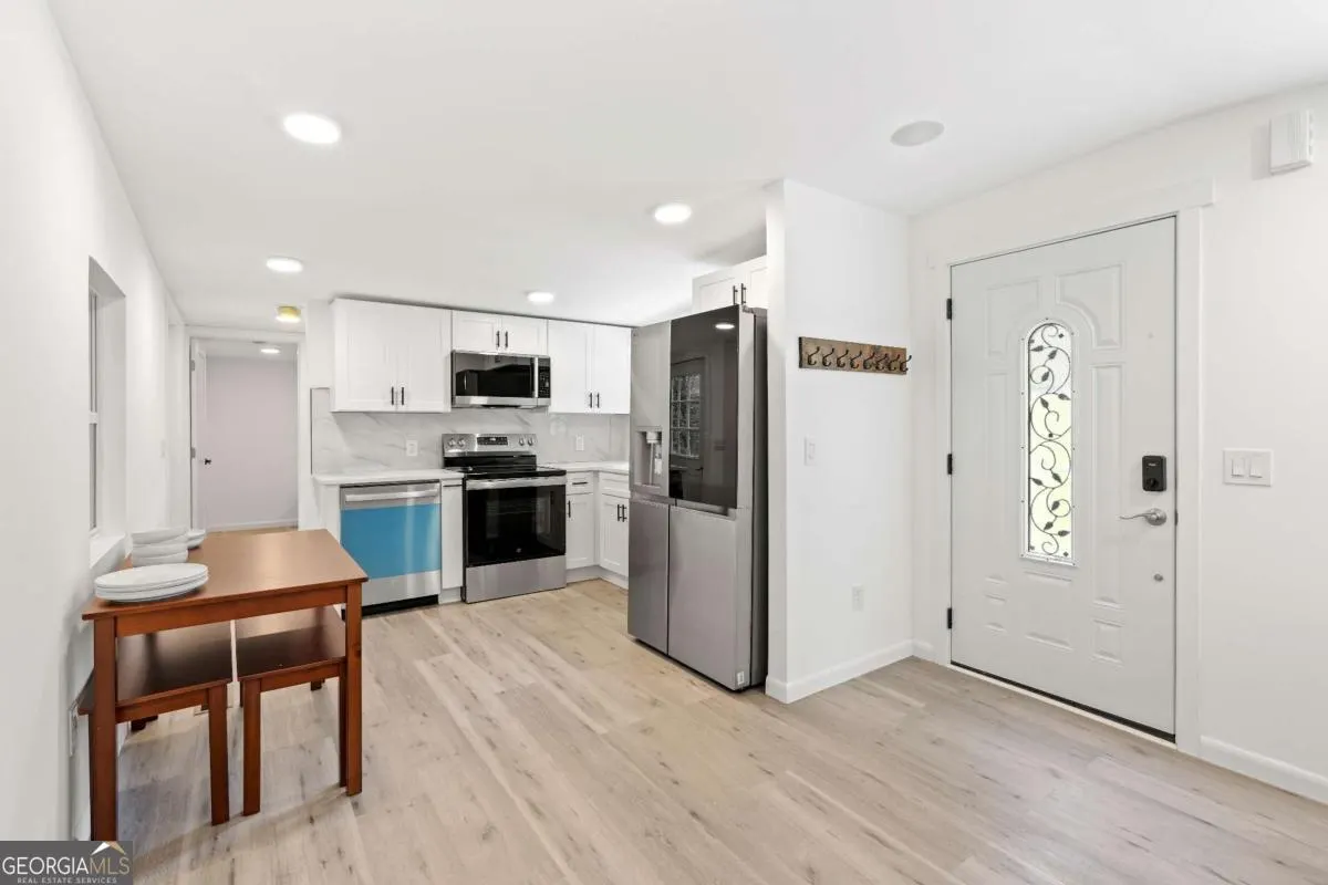 3551 Monroe Circle