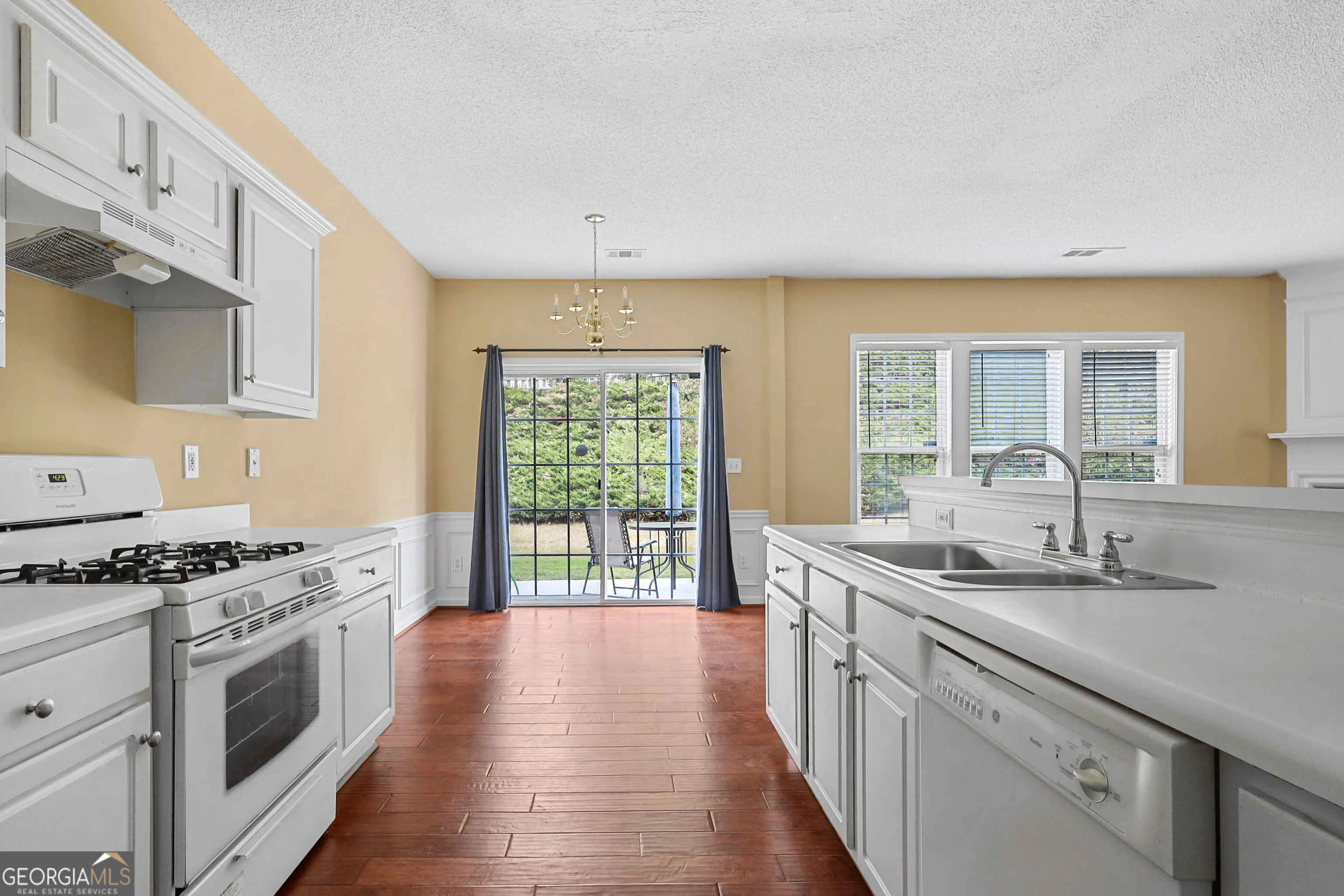 3592 Gainesway Trace