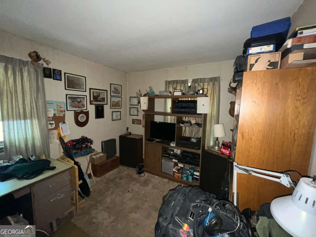 3200 Pin Oak Way