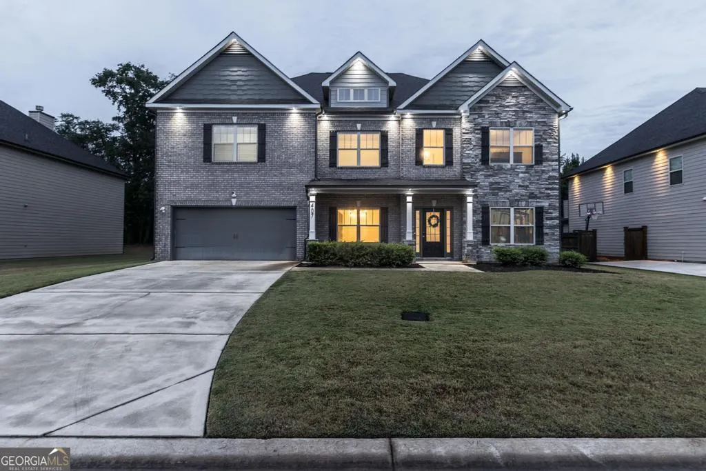 407 Doraville Court
