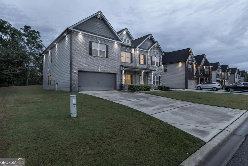 407 Doraville Court