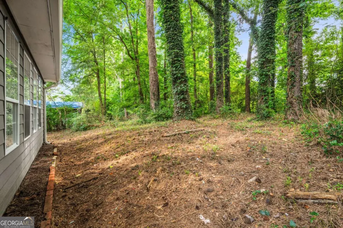 1774 Laurelwood Drive SW