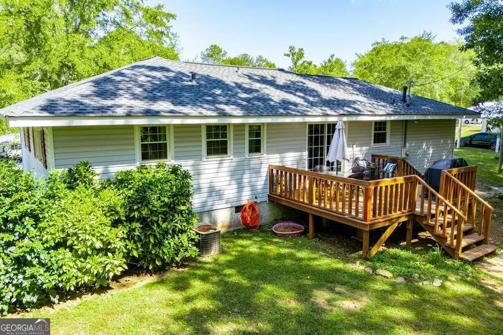 33 Armstrong Drive