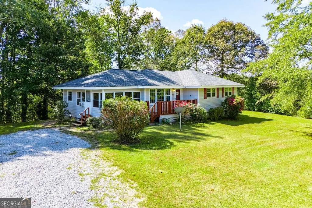33 Armstrong Drive