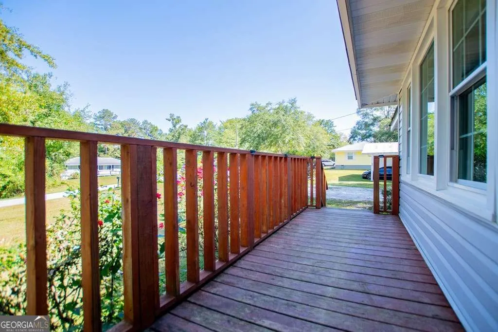 33 Armstrong Drive