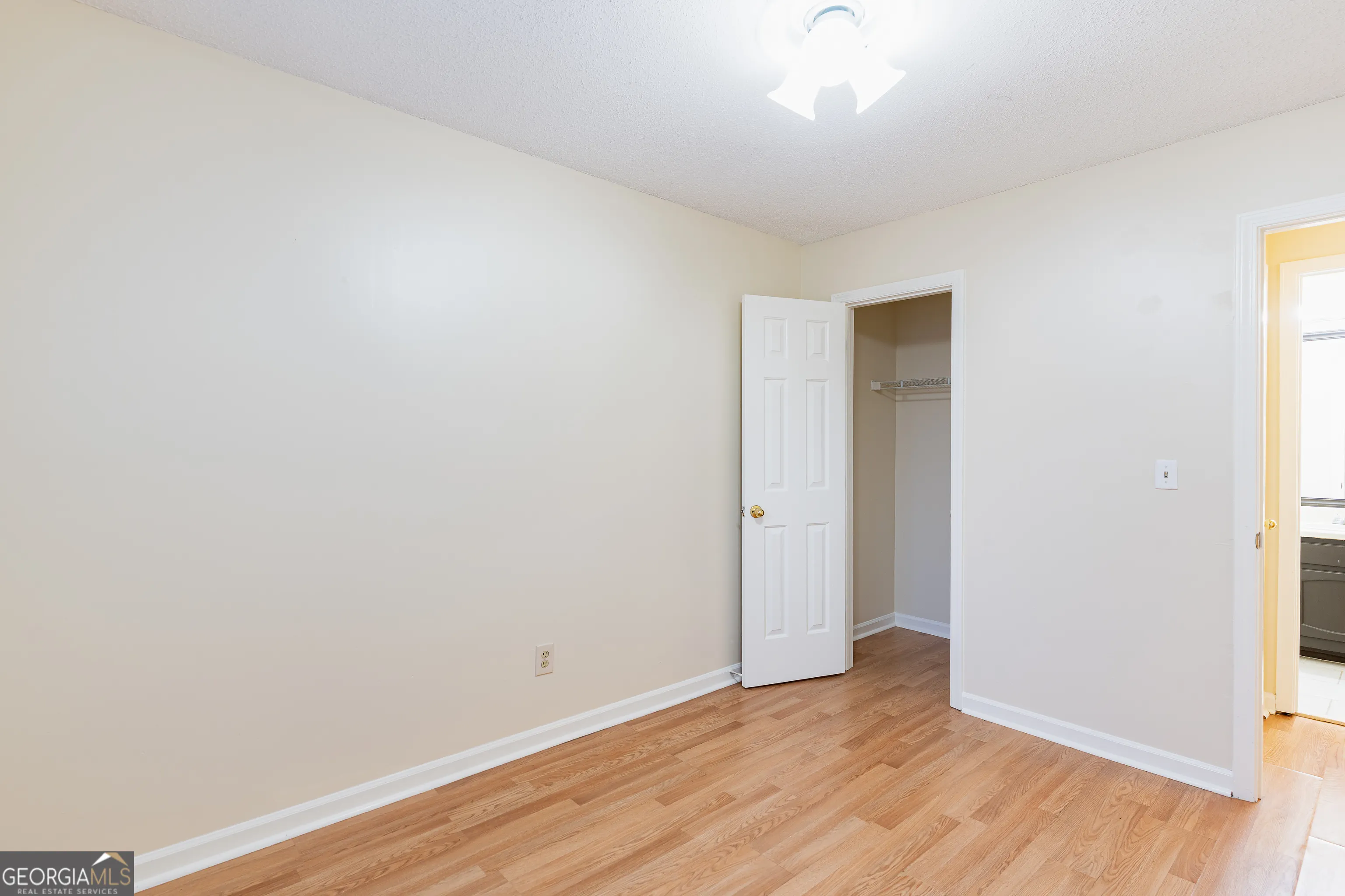 3821 Rex Mill Square