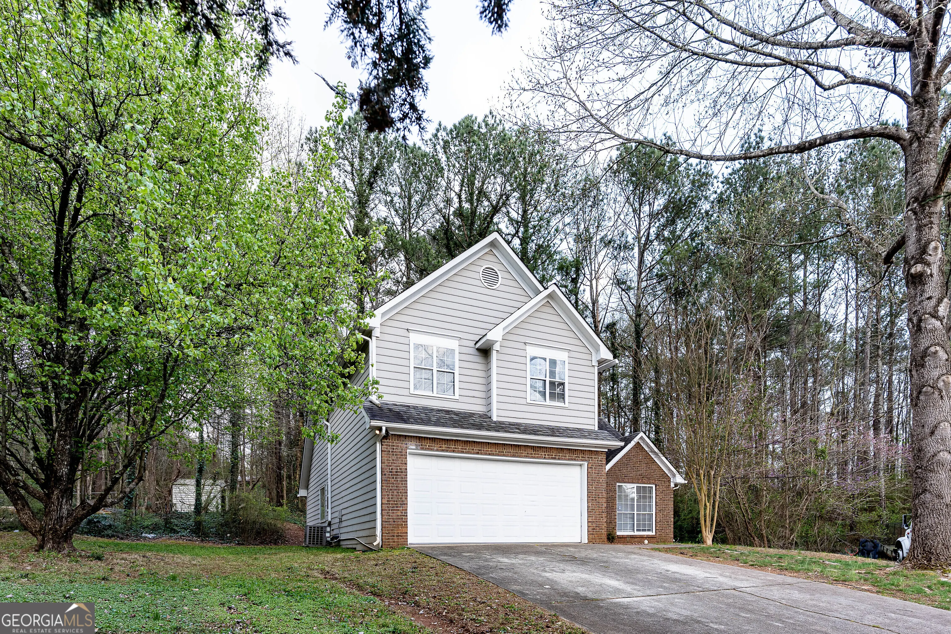 3821 Rex Mill Square