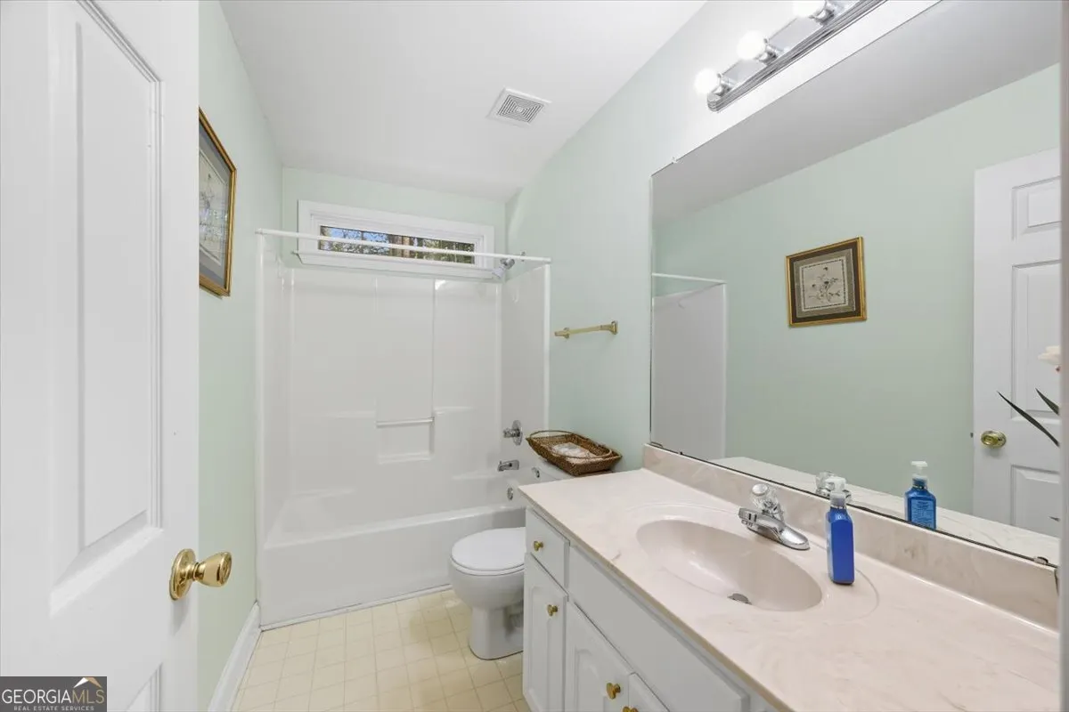 132 Pineworth Pointe Drive