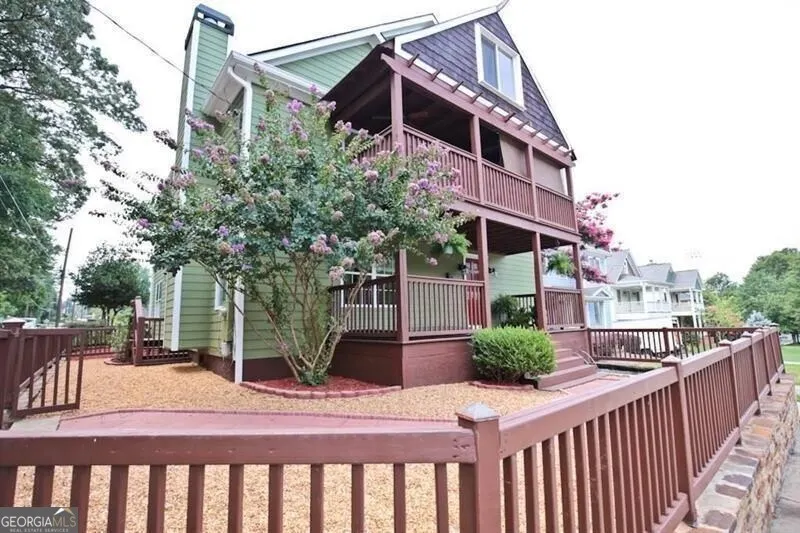 237 Georgia Avenue SE