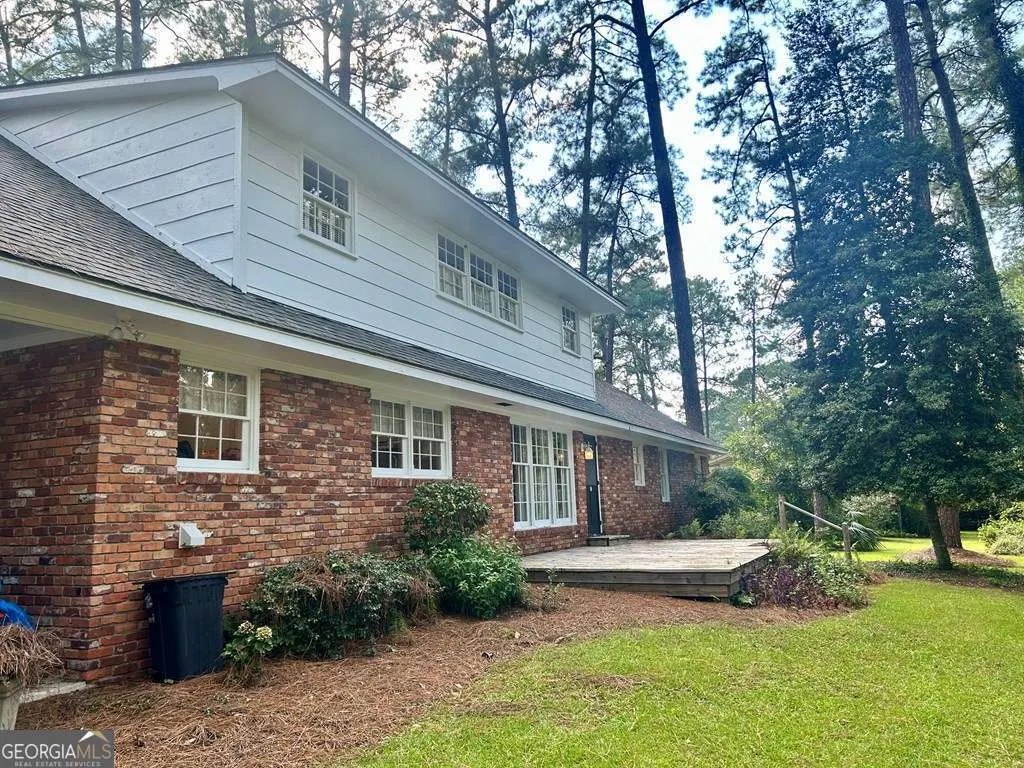 225 Alabama Drive
