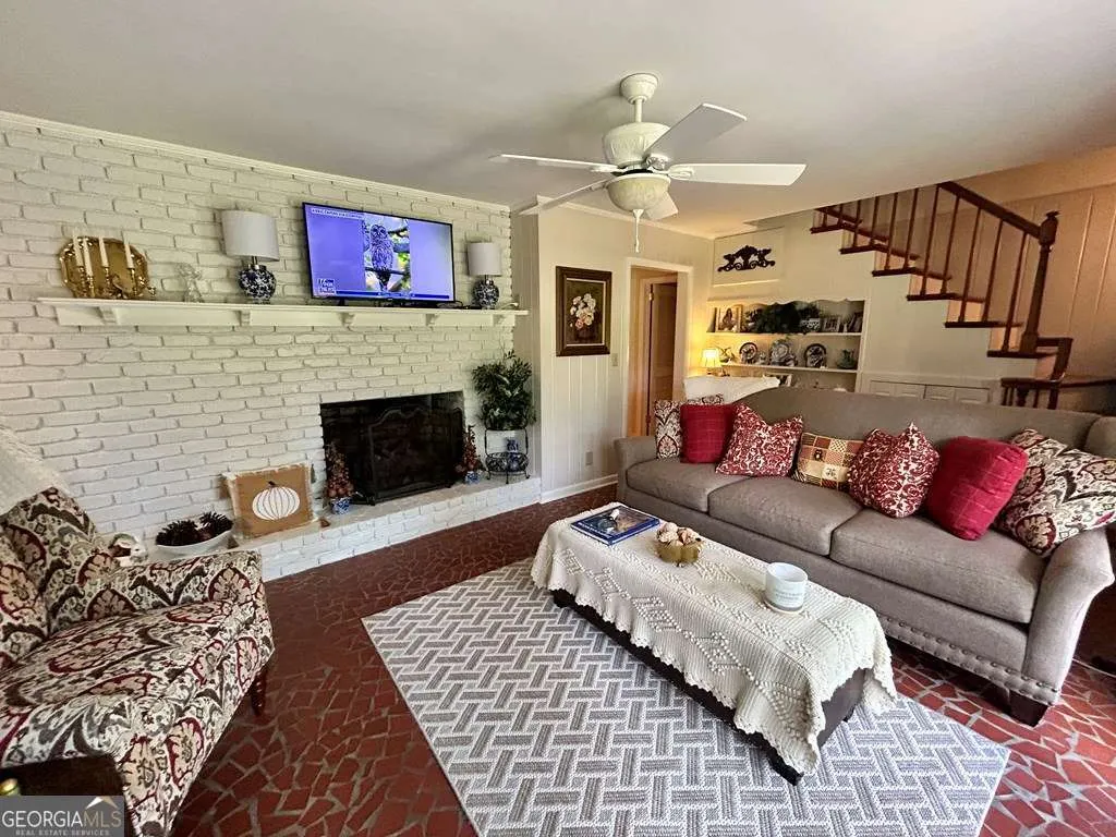 225 Alabama Drive