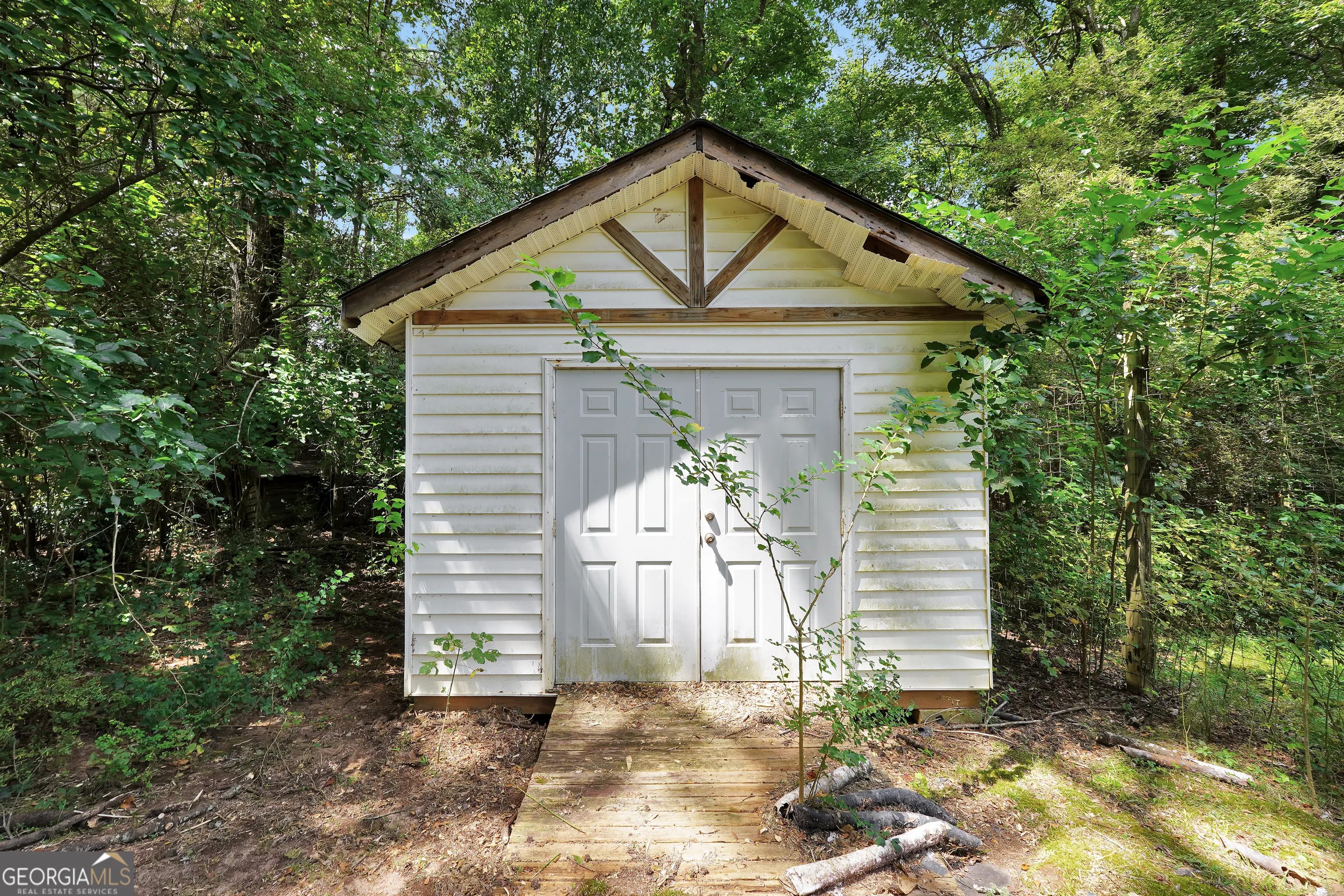 205 Elliott Road