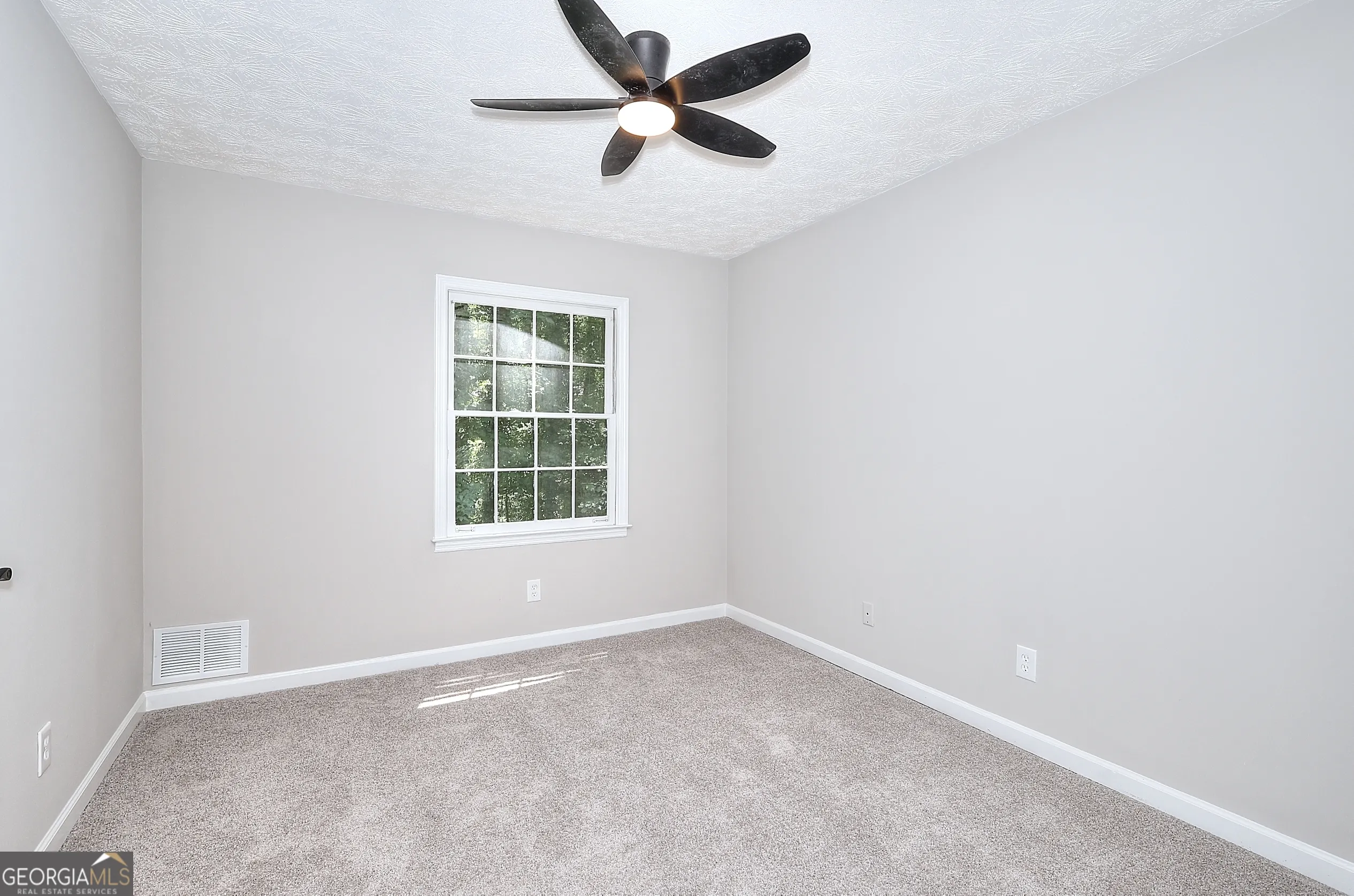 2802 Leisure Woods Lane