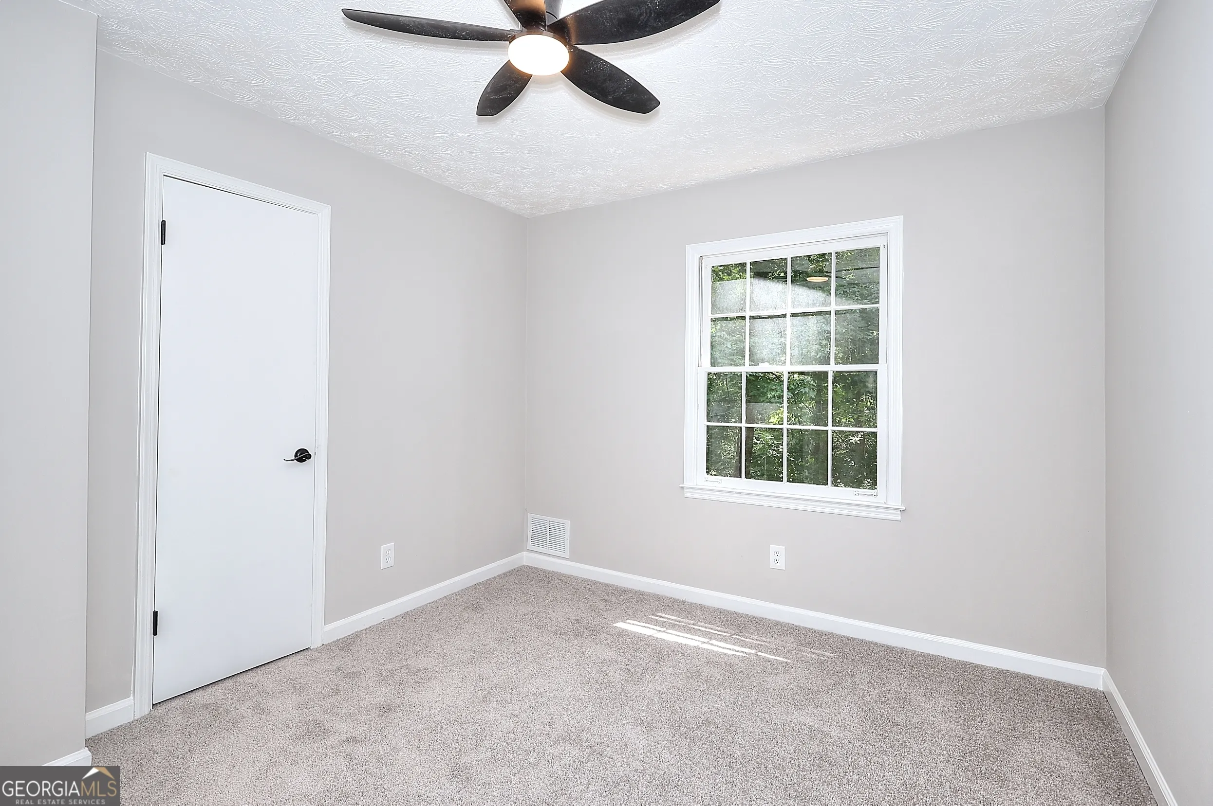 2802 Leisure Woods Lane