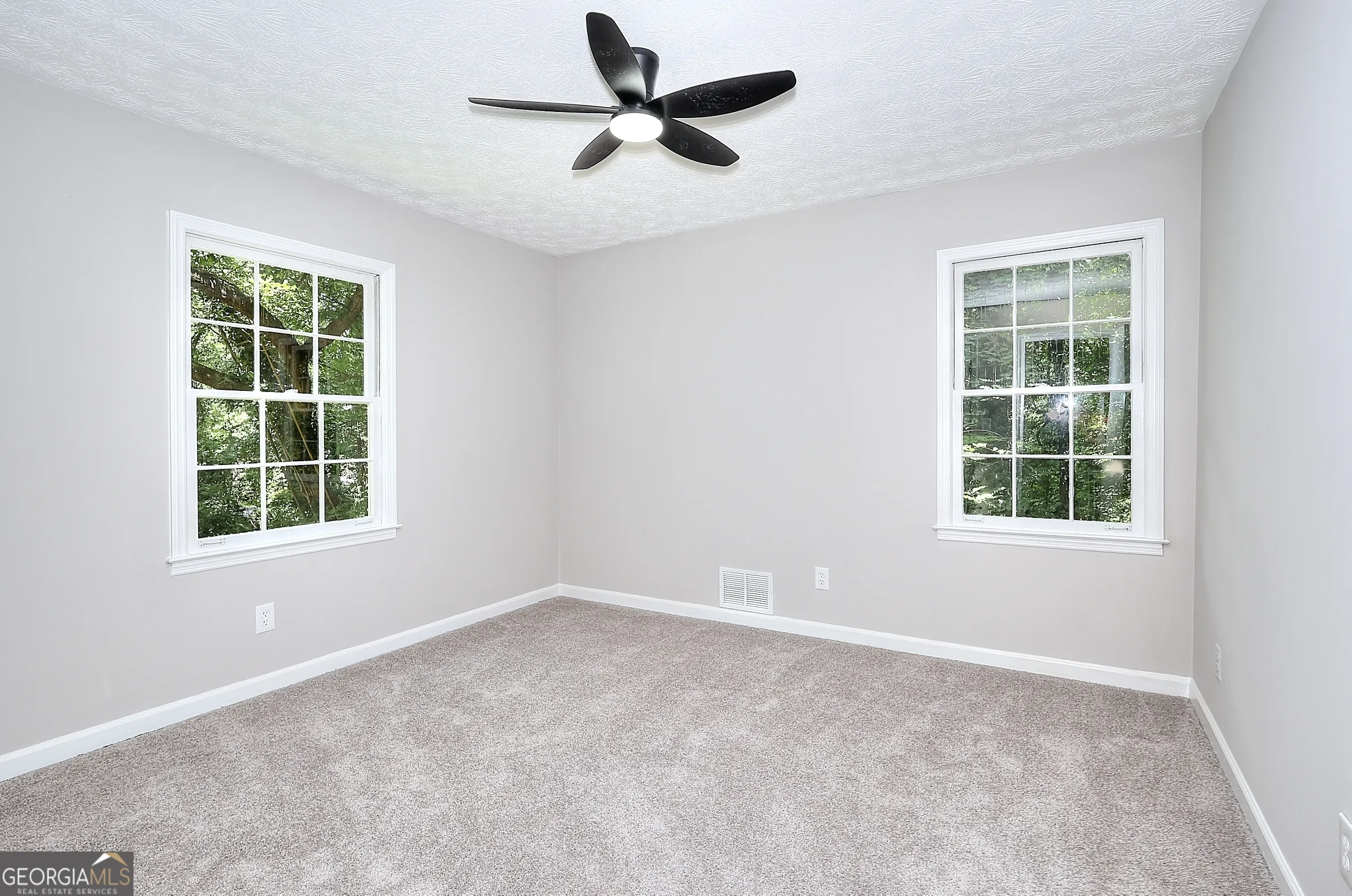 2802 Leisure Woods Lane