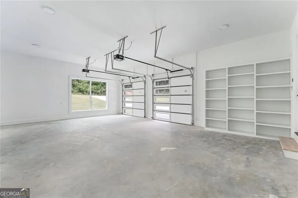 2843 N Bogan Road