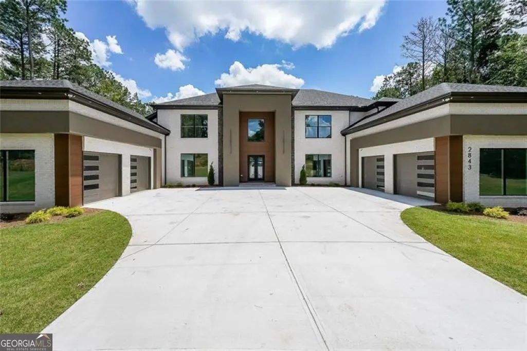 2843 N Bogan Road