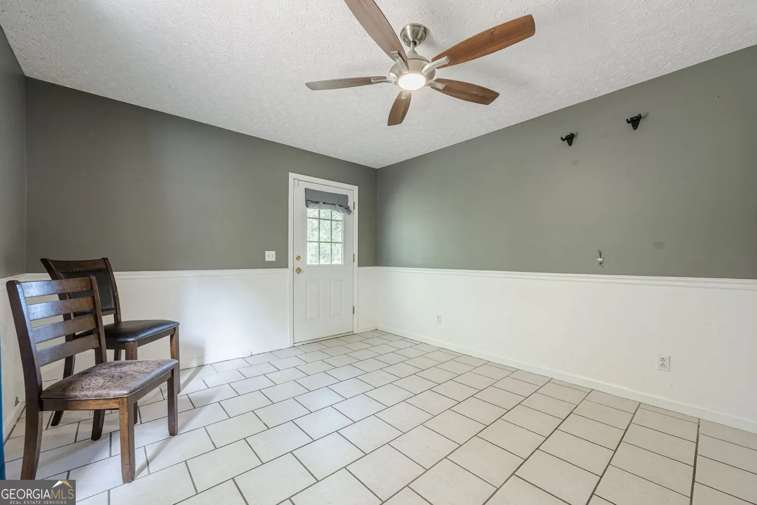 391 Pinewood Place