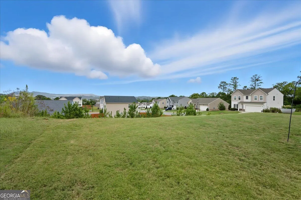 300 Pescara Court NW