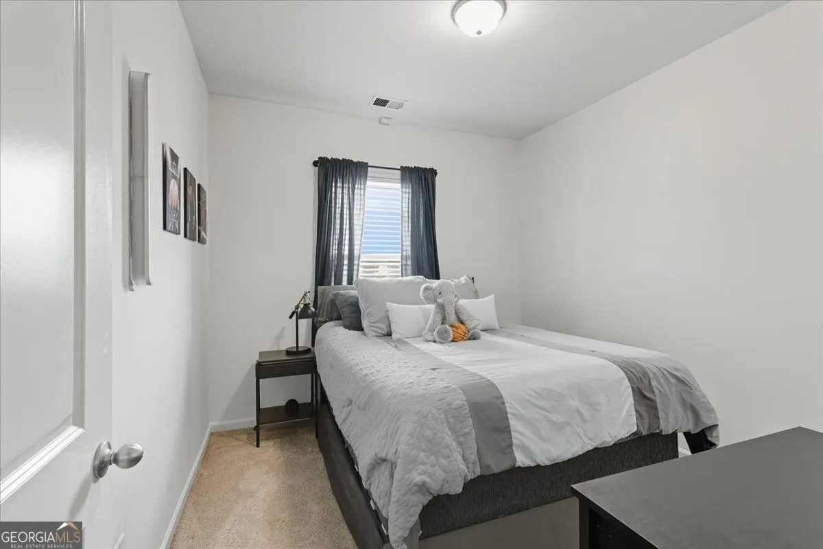 300 Pescara Court NW
