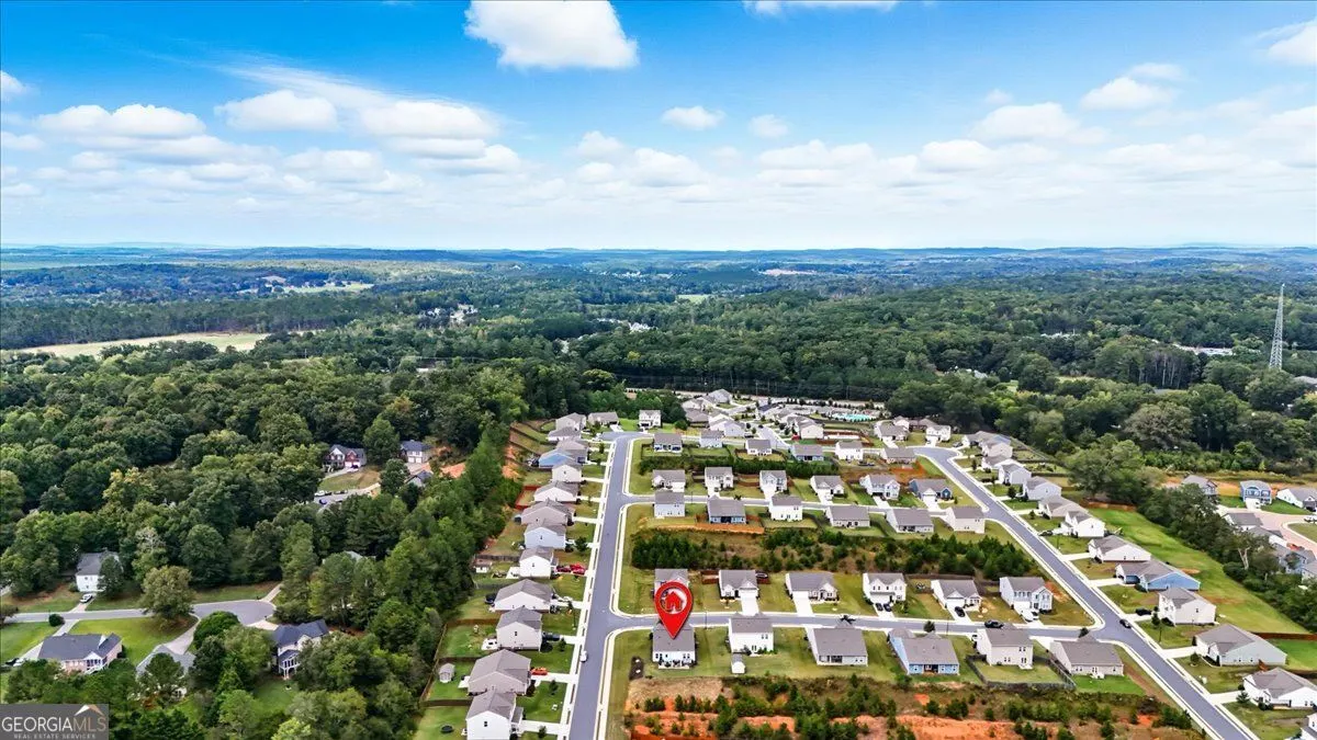 300 Pescara Court NW