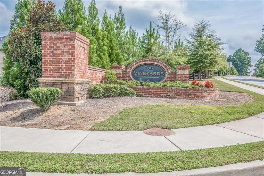 870 Clifton Springs Close Drive