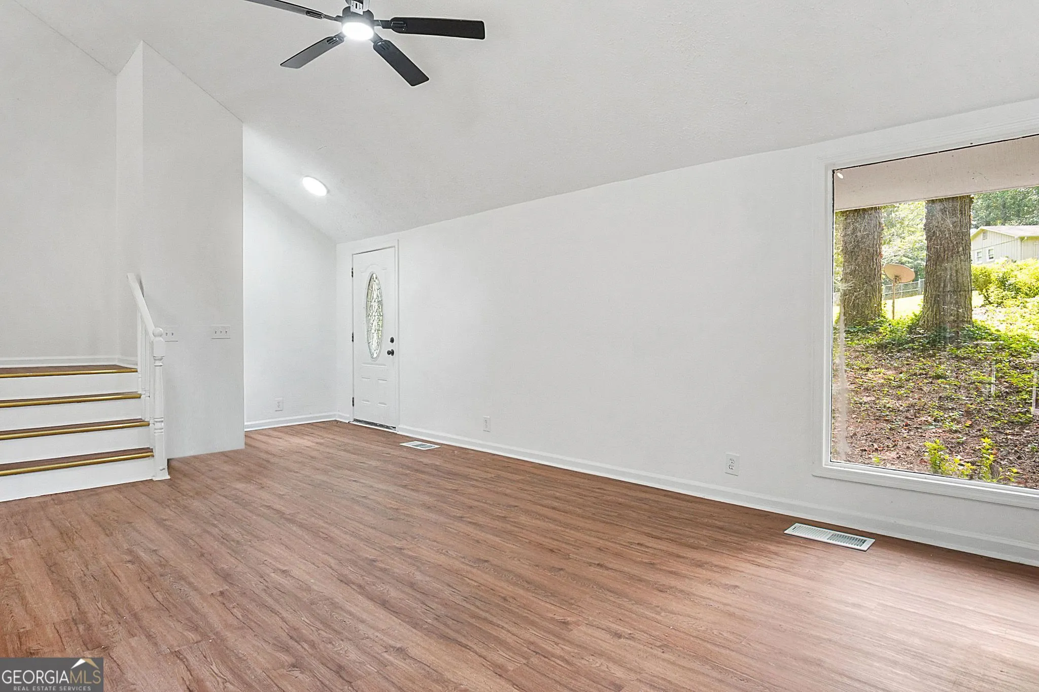 215 Carmichael Road