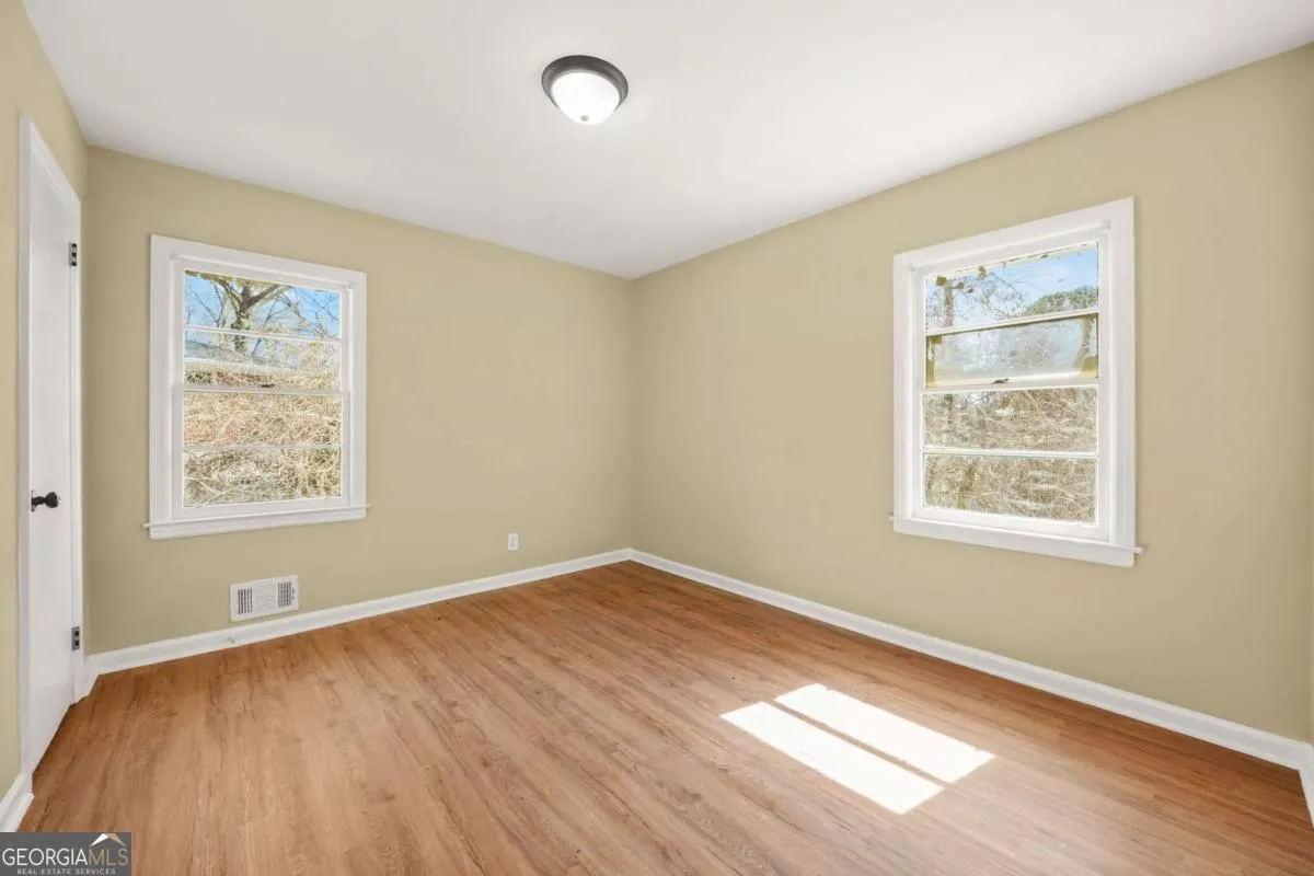 2703 Flagstone Drive SE