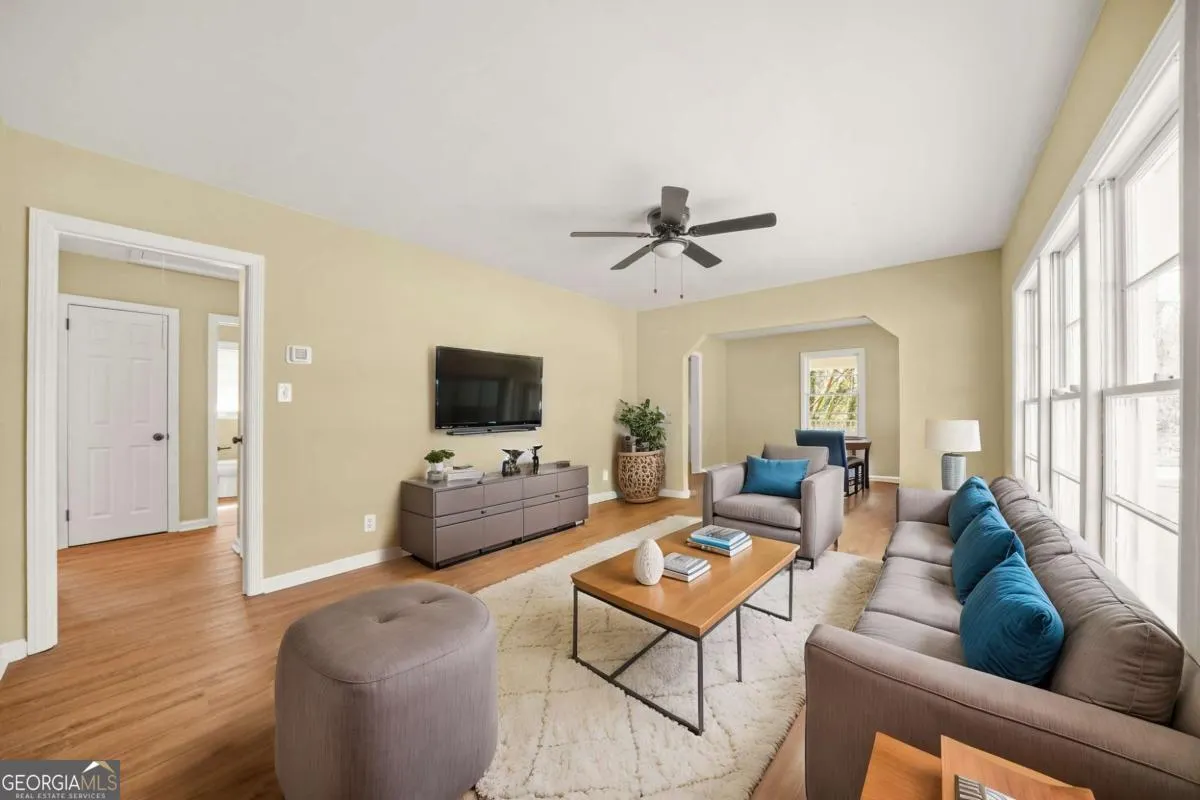 2703 Flagstone Drive SE