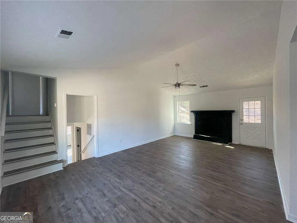 3417 Hollow Tree Drive