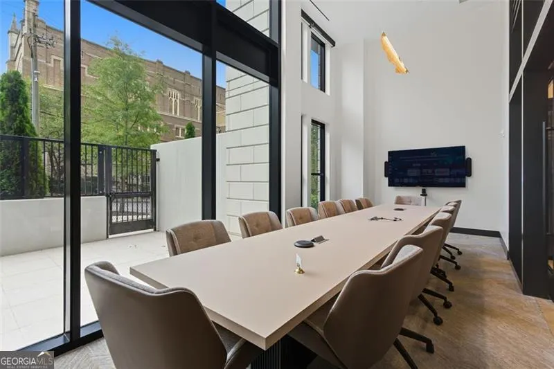 1504 2425 PEACHTREE Road, #1504