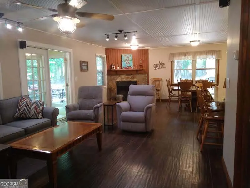 570 Greenleaf Drive