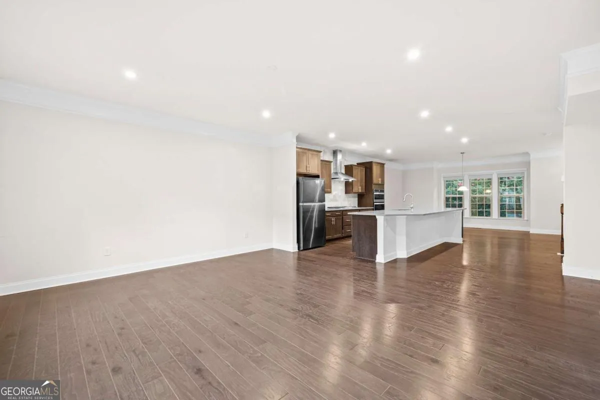 2166 Rock Creek Park