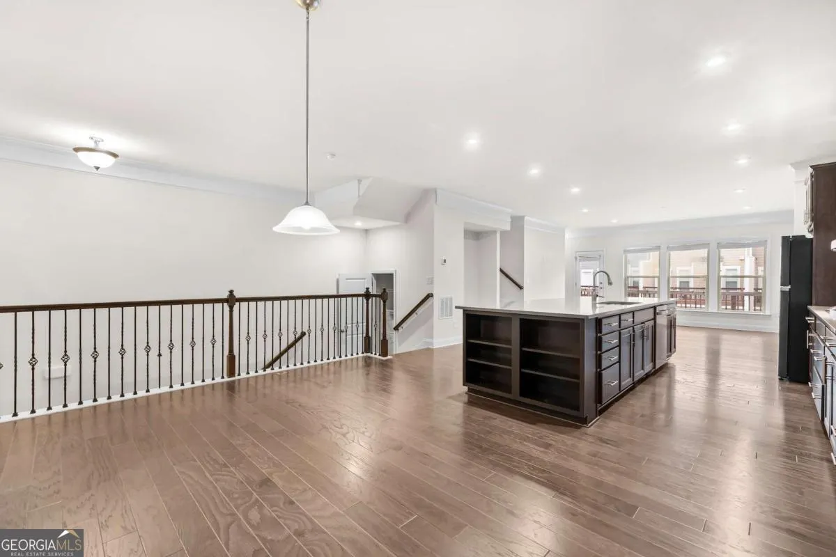 2166 Rock Creek Park